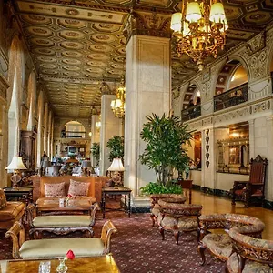 5* Hotell The Brown